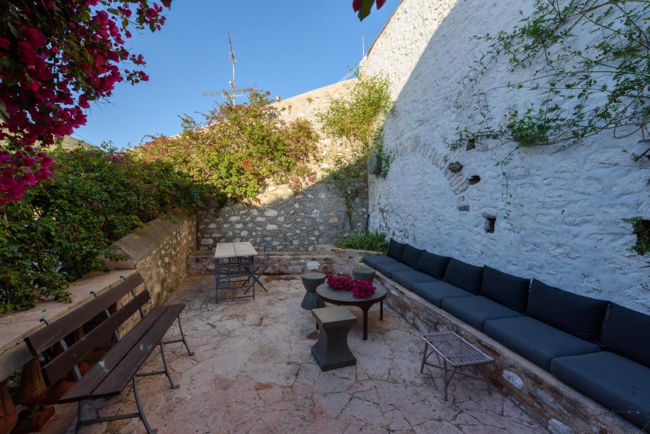 Vita Real Estate Hydra  Exterior photo